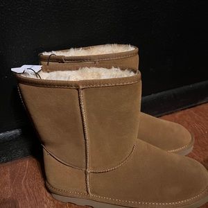 ugg-like boots